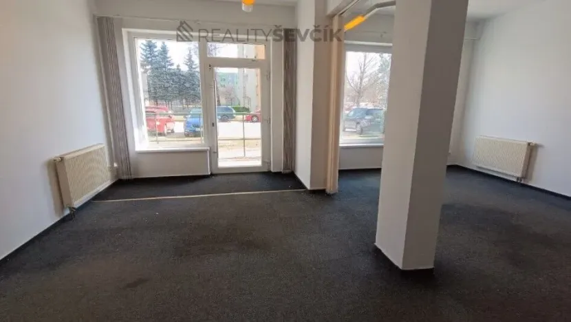 Pronájem obchodního prostoru, České Budějovice - České Budějovice 2, Větrná, 53 m2