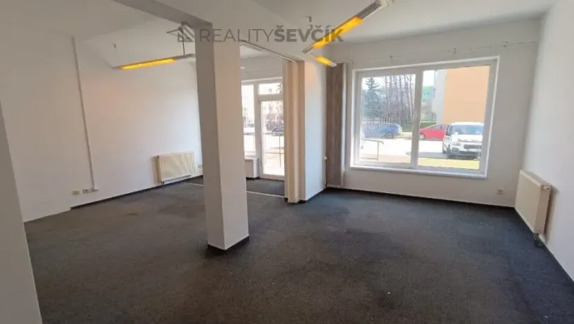 Pronájem obchodního prostoru, České Budějovice - České Budějovice 2, Větrná, 53 m2