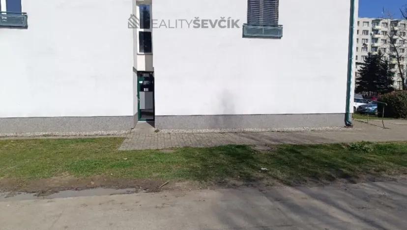 Pronájem obchodního prostoru, České Budějovice - České Budějovice 2, Větrná, 53 m2