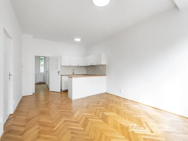 Pronájem bytu 3+kk, Praha - Dejvice, Komornická, 78 m2
