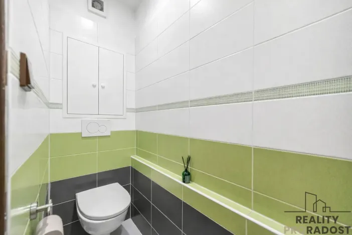 Pronájem bytu 3+1, Pardubice - Polabiny, Partyzánů, 72 m2