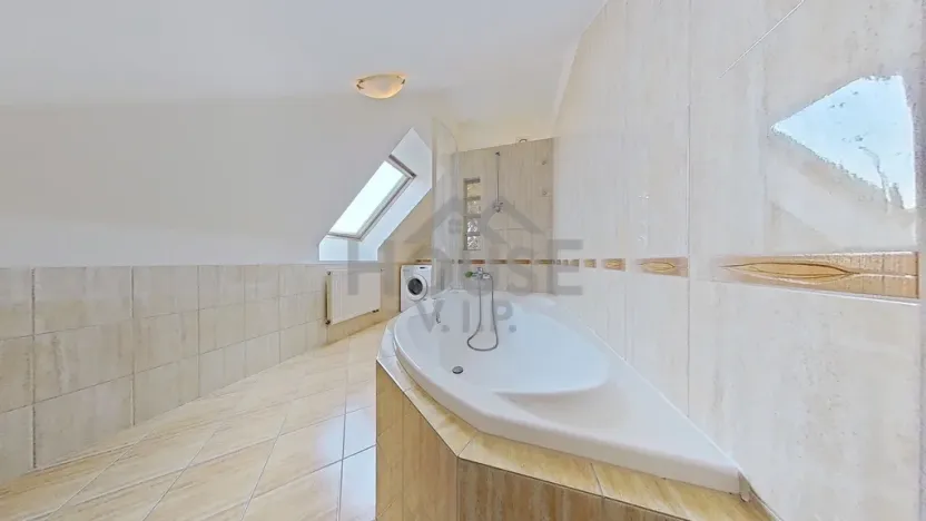 Prodej bytu 2+1, Praha - Dejvice, 57 m2