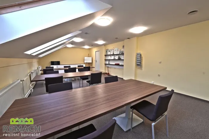 Pronájem kanceláře, Uherské Hradiště, Dlouhá, 70 m2