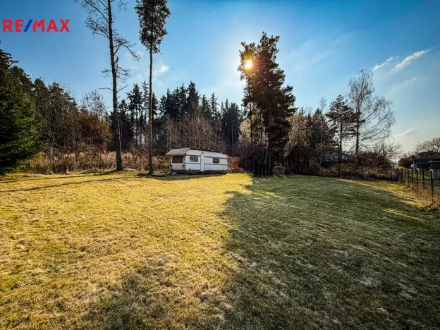 Prodej zahrady, Dubenec, 539 m2