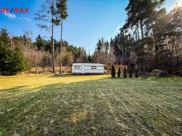 Prodej zahrady, Dubenec, 539 m2