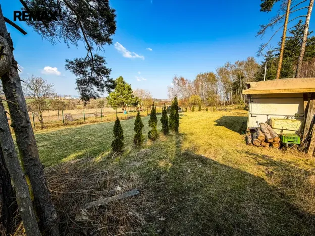 Prodej zahrady, Dubenec, 539 m2