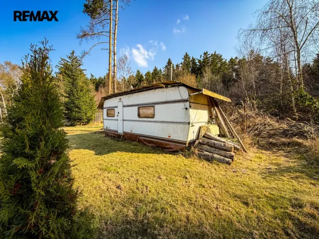 Prodej zahrady, Dubenec, 539 m2