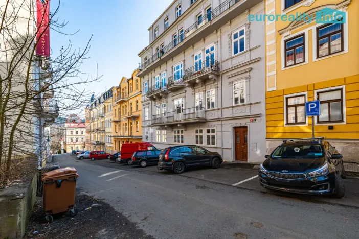 Prodej bytu 1+1, Mariánské Lázně, Mladějovského, 41 m2