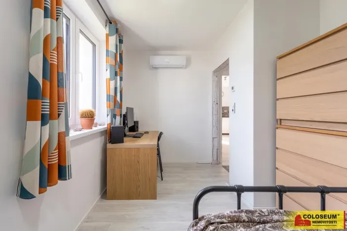 Prodej bytu 2+kk, Hrádek, 43 m2