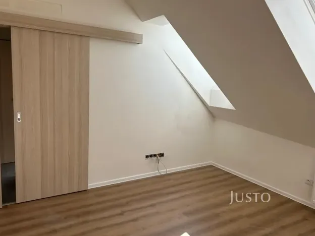 Pronájem bytu 2+kk, Písek, Havlíčkovo nám., 27 m2