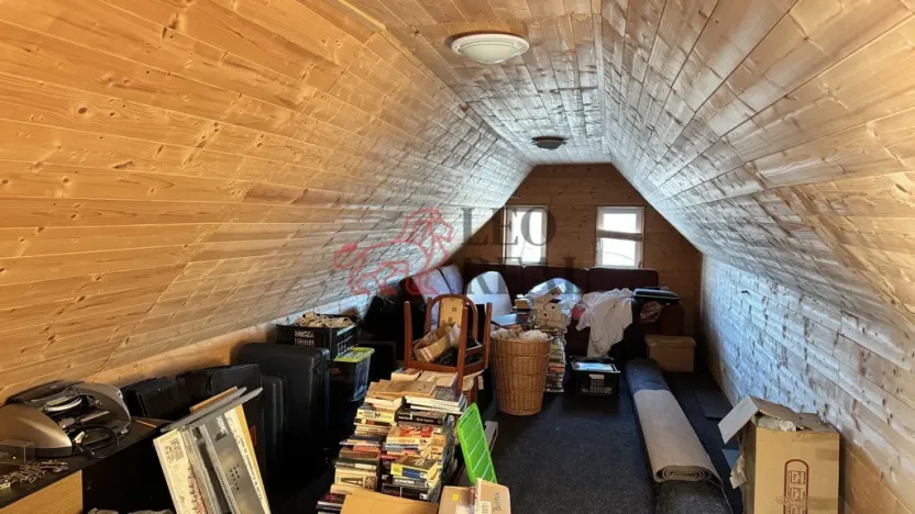 Prodej rodinného domu, Lopeník, 250 m2