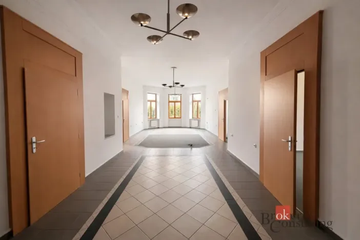 Pronájem kanceláře, Opava - Předměstí, Janská, 280 m2