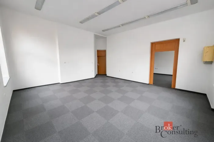 Pronájem kanceláře, Opava - Předměstí, Janská, 280 m2