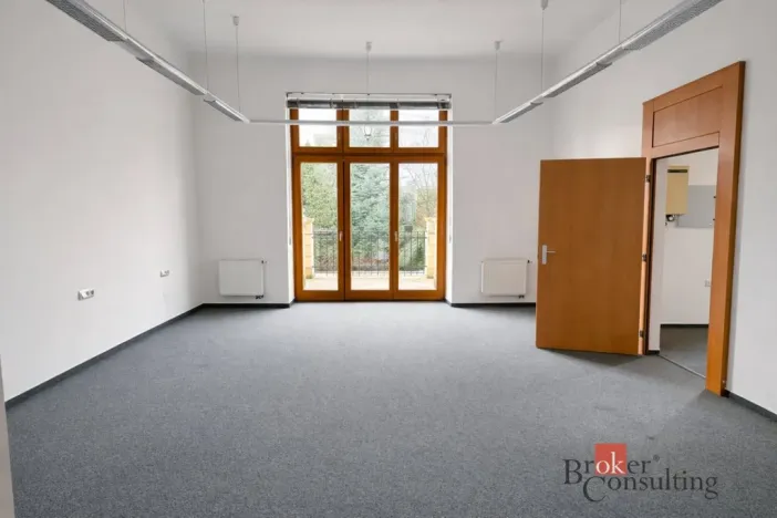 Pronájem kanceláře, Opava - Předměstí, Janská, 280 m2