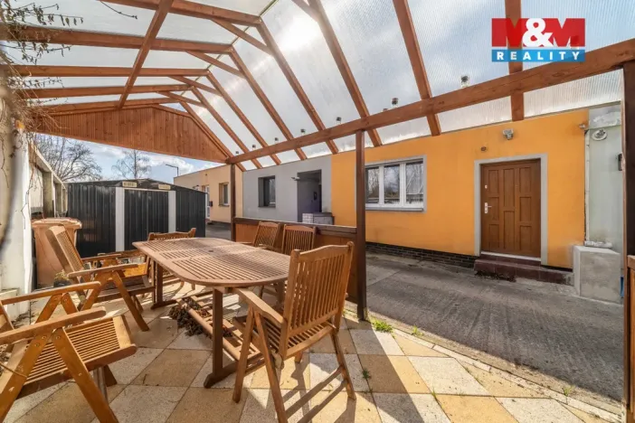 Prodej bytu 1+kk, Vráž, 41 m2