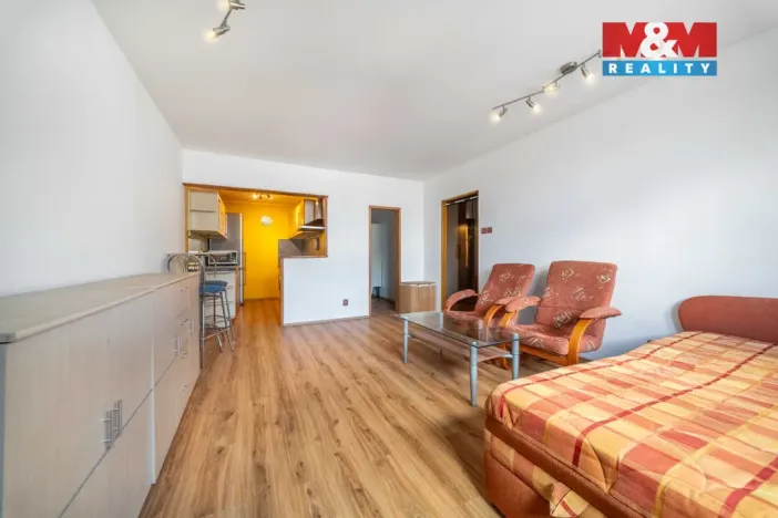 Prodej bytu 1+kk, Vráž, 41 m2