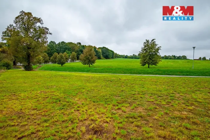 Prodej komerčního pozemku, Zlatá Koruna - Rájov, 1054 m2