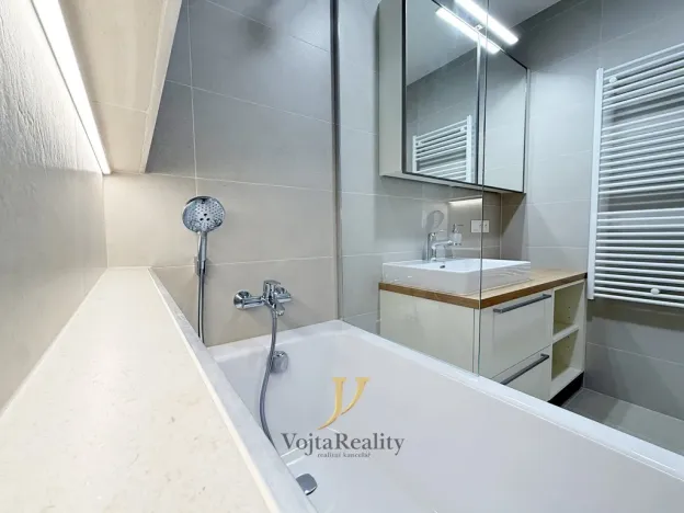 Pronájem bytu 2+kk, Olomouc, Ostrovní, 69 m2