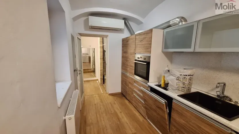 Prodej rodinného domu, Teplice, Laubeho náměstí, 425 m2