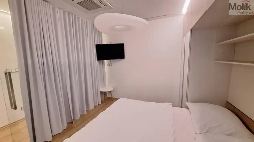 Prodej rodinného domu, Teplice, Laubeho náměstí, 425 m2