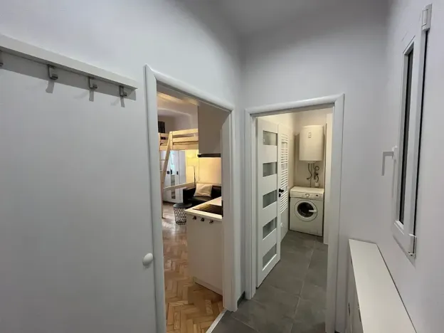 Pronájem bytu 1+kk, Praha - Libeň, Vacínova, 23 m2