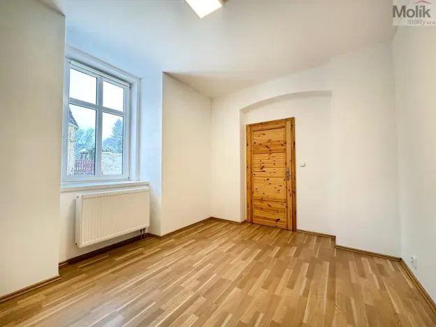 Pronájem bytu 2+kk, Osek, Obránců míru, 40 m2