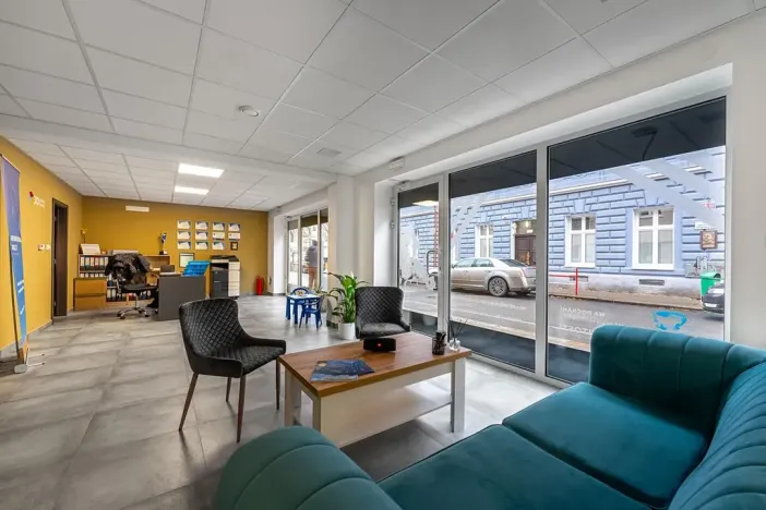 Pronájem obchodního prostoru, Kolín, Sokolská, 139 m2