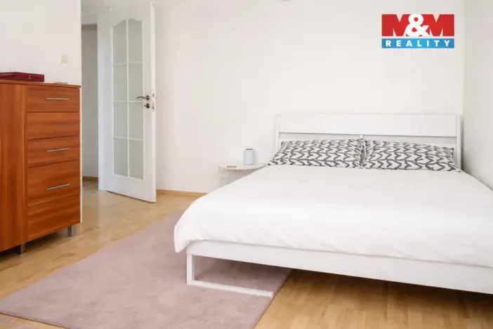 Pronájem bytu 1+1, Kladno, Na vyhaslém, 41 m2