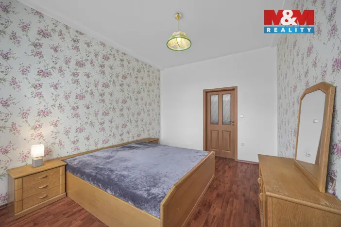 Prodej bytu 3+kk, Milovice - Mladá, Slepá, 67 m2