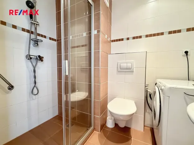 Pronájem bytu 1+kk, Praha - Krč, Hurbanova, 27 m2