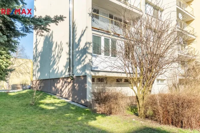 Prodej bytu 3+1, Jesenice, V Lázních, 72 m2