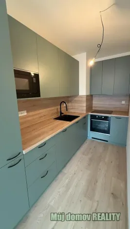 Prodej bytu 2+kk, Praha - Hloubětín, Poděbradská, 59 m2