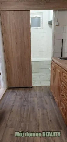 Pronájem bytu 2+kk, Praha - Košíře, Pod Kavalírkou, 48 m2