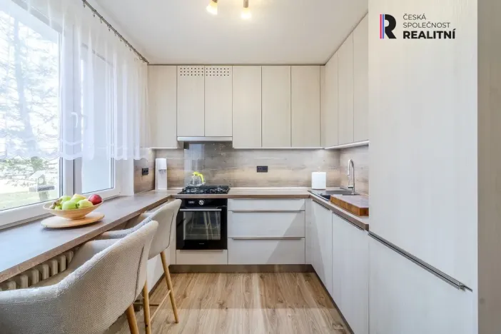 Prodej bytu 3+1, Jihlava, Březinova, 73 m2