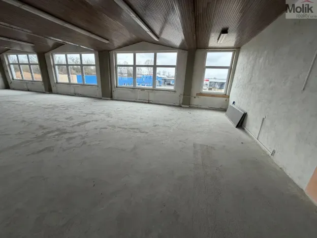 Pronájem skladu, Žatec - Velichov, 275 m2