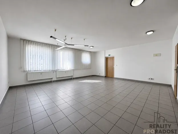 Pronájem kanceláře, Hodonín, Národní třída, 52 m2