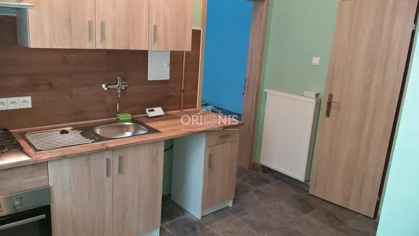 Pronájem bytu 1+kk, Chomutov, Kadaňská, 25 m2