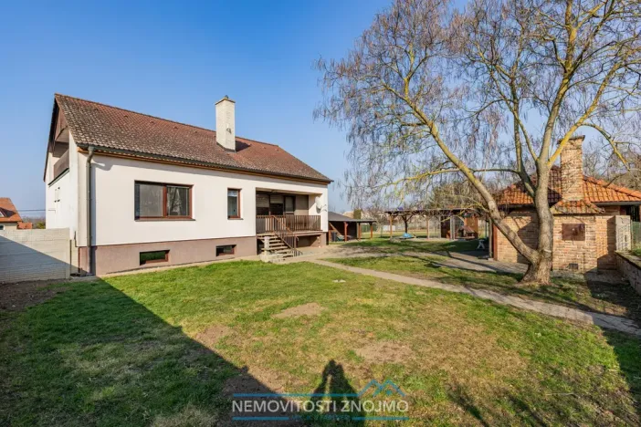 Prodej rodinného domu, Božice, 141 m2