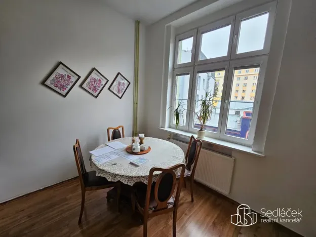 Pronájem bytu 2+1, Karlovy Vary - Drahovice, Vítězná, 69 m2