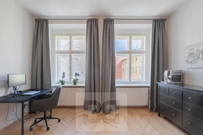 Pronájem bytu 2+kk, Praha - Karlín, Karlínské náměstí, 73 m2