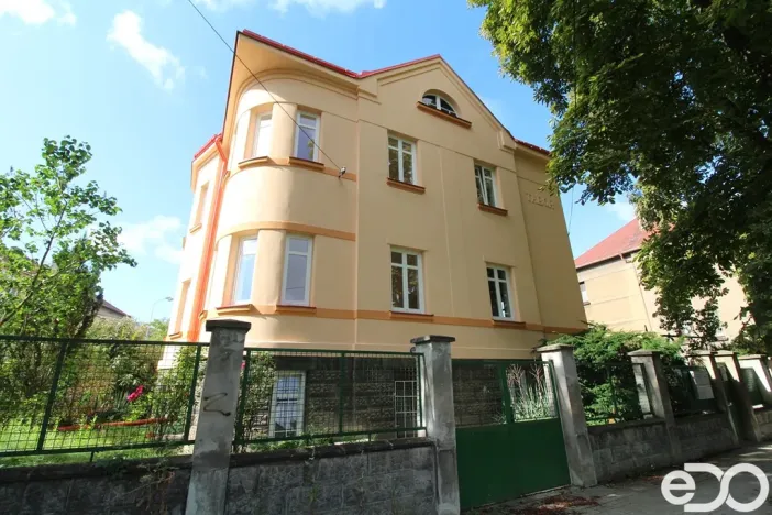 Pronájem bytu 2+kk, Kolín - Kolín II, Riegrovo náměstí, 58 m2