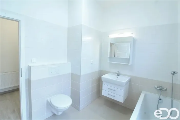 Pronájem bytu 2+kk, Kolín - Kolín II, Riegrovo náměstí, 58 m2