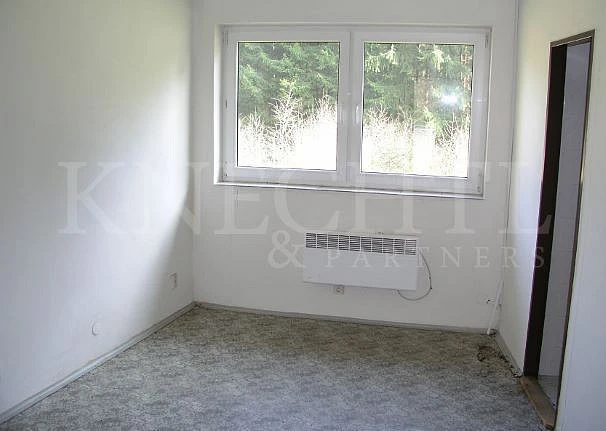 Prodej obchodního prostoru, Cheb - Háje, 70 m2