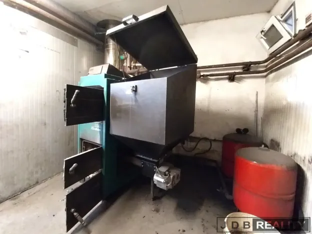 Prodej výrobních prostor, Praha - Horní Měcholupy, K Měcholupům, 275 m2