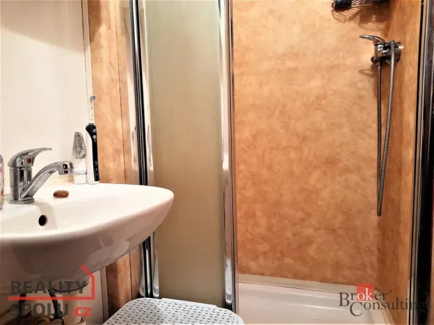 Pronájem bytu 1+1, Nové Město nad Metují, Malecí, 32 m2