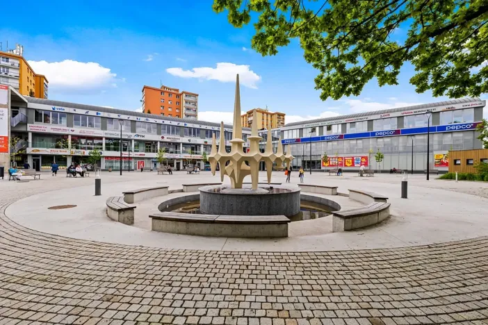 Pronájem obchodního prostoru, Praha - Hloubětín, Poděbradská, 110 m2