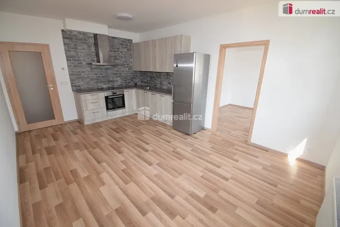 Pronájem bytu 4+kk, Praha - Uhříněves, Oty Bubeníčka, 78 m2