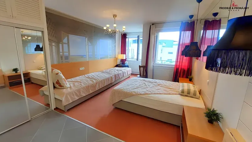 Pronájem bytu 1+kk, Praha - Střížkov, Makedonská, 35 m2