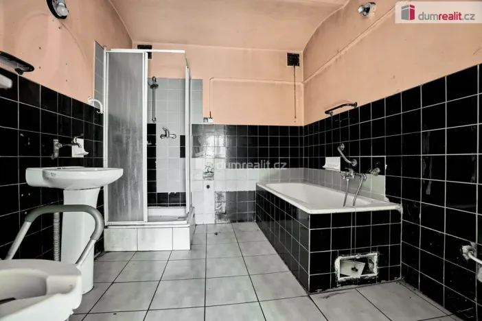 Prodej rodinného domu, Šemnice - Dubina, 150 m2