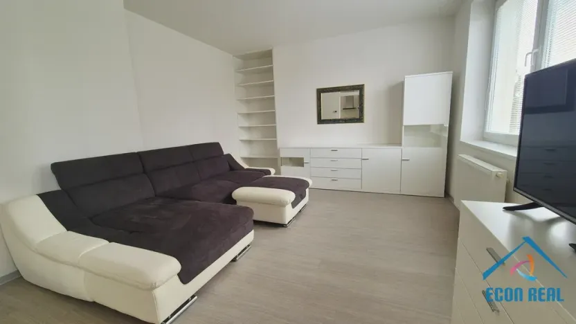 Pronájem bytu 3+1, Praha - Strašnice, Královická, 82 m2